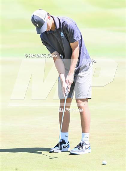 Thumbnail 1 in AIA Division III State Championship photogallery.