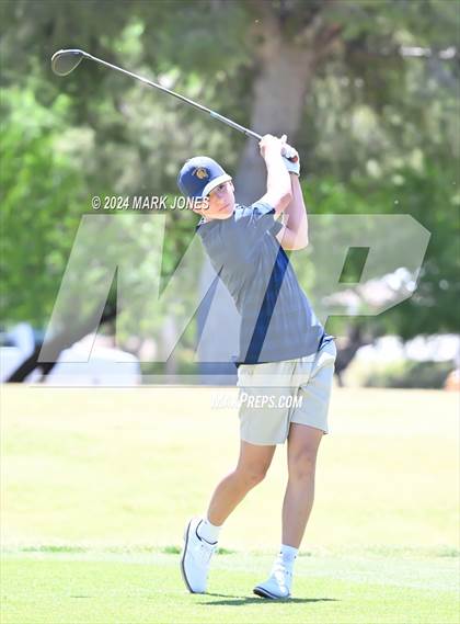 Thumbnail 1 in AIA Division III State Championship photogallery.