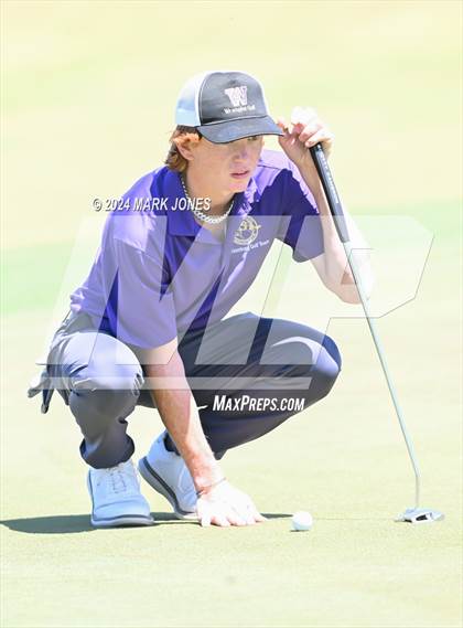 Thumbnail 1 in AIA Division III State Championship photogallery.
