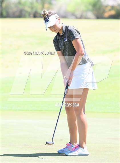 Thumbnail 3 in AIA Division III State Championship photogallery.