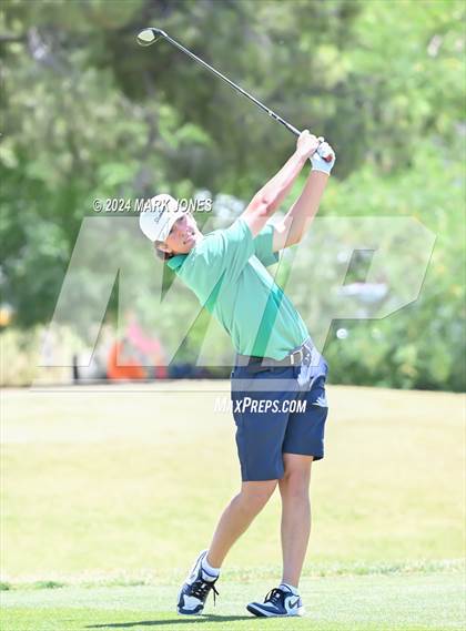 Thumbnail 1 in AIA Division III State Championship photogallery.