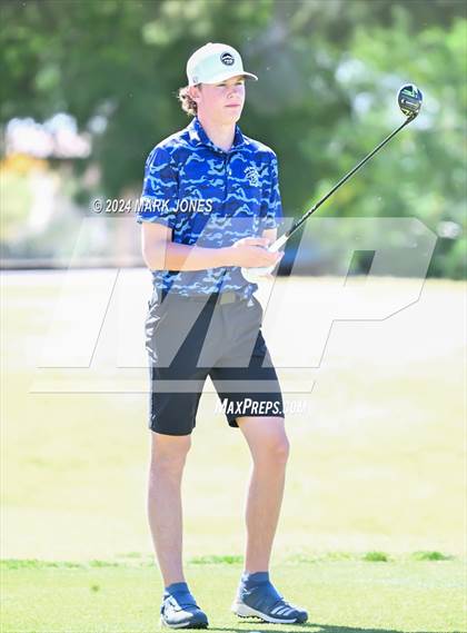 Thumbnail 1 in AIA Division III State Championship photogallery.