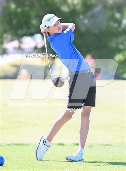 Thumbnail 2 in AIA Division III State Championship photogallery.