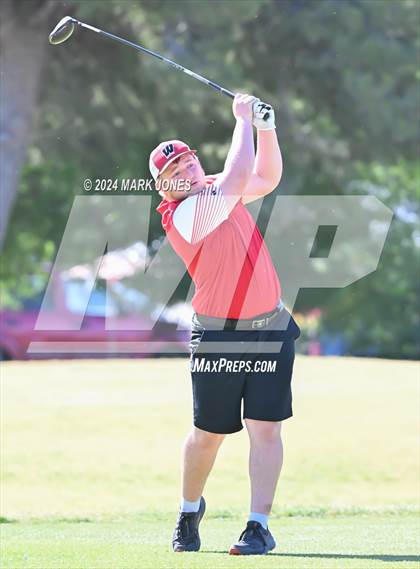 Thumbnail 1 in AIA Division III State Championship photogallery.