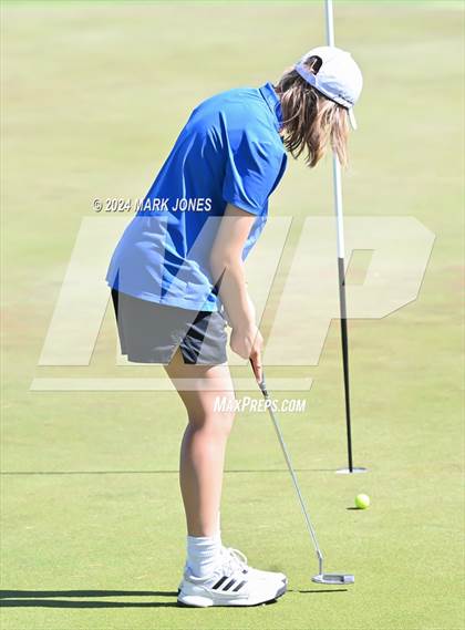 Thumbnail 1 in AIA Division III State Championship photogallery.