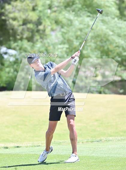 Thumbnail 1 in AIA Division III State Championship photogallery.
