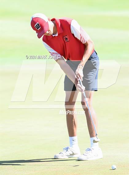 Thumbnail 2 in AIA Division III State Championship photogallery.