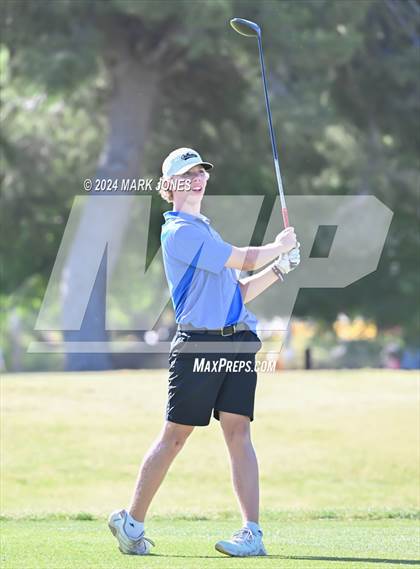 Thumbnail 1 in AIA Division III State Championship photogallery.