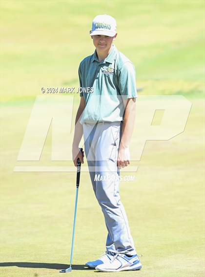 Thumbnail 2 in AIA Division III State Championship photogallery.