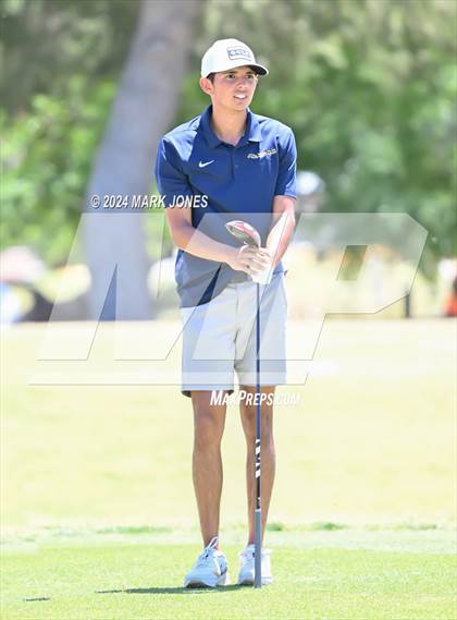 Thumbnail 3 in AIA Division III State Championship photogallery.