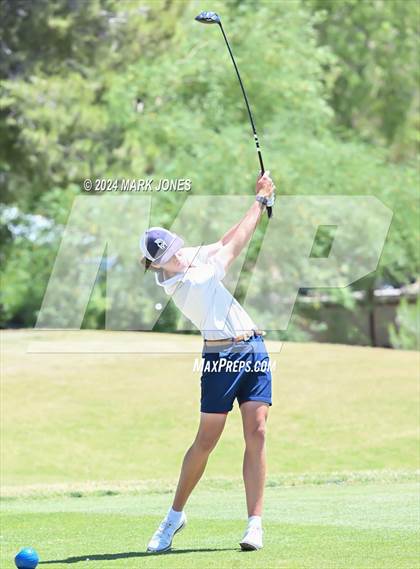 Thumbnail 3 in AIA Division III State Championship photogallery.