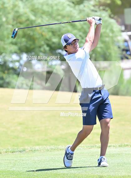Thumbnail 2 in AIA Division III State Championship photogallery.