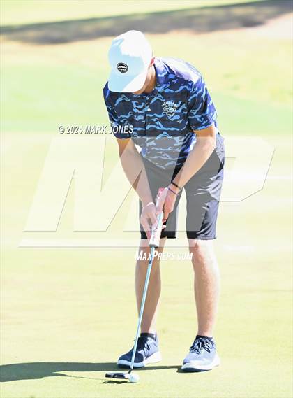 Thumbnail 1 in AIA Division III State Championship photogallery.