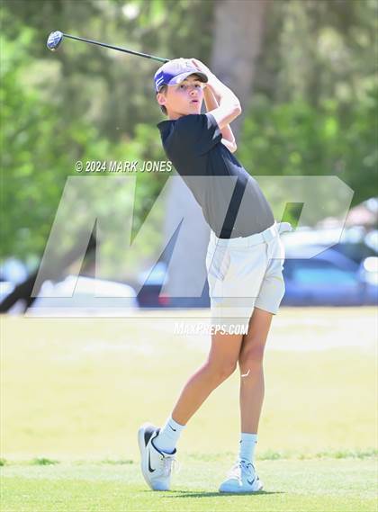 Thumbnail 3 in AIA Division III State Championship photogallery.