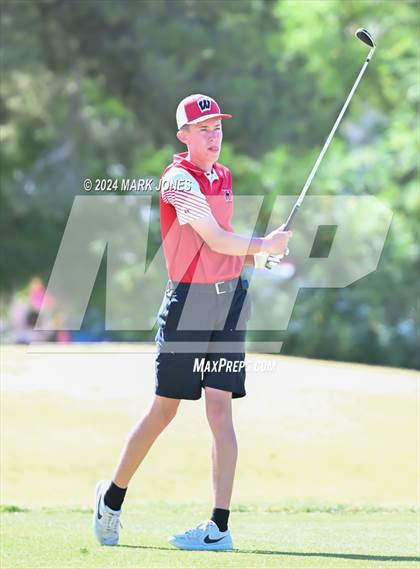 Thumbnail 2 in AIA Division III State Championship photogallery.