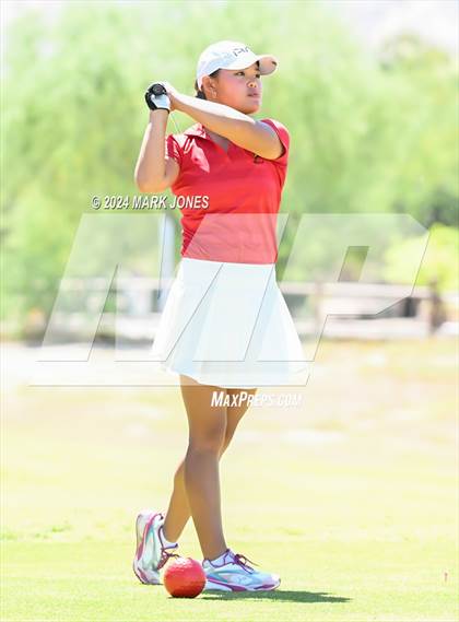 Thumbnail 2 in AIA Division III State Championship photogallery.