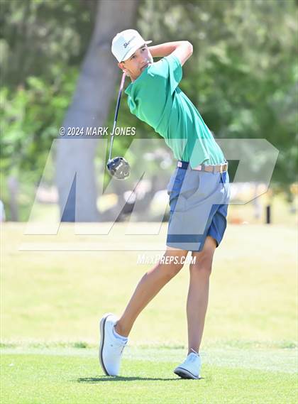 Thumbnail 3 in AIA Division III State Championship photogallery.
