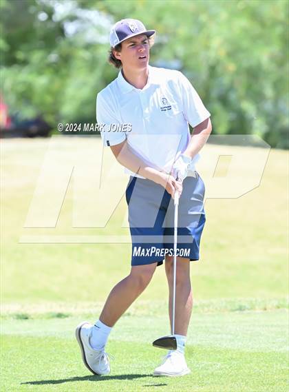Thumbnail 2 in AIA Division III State Championship photogallery.