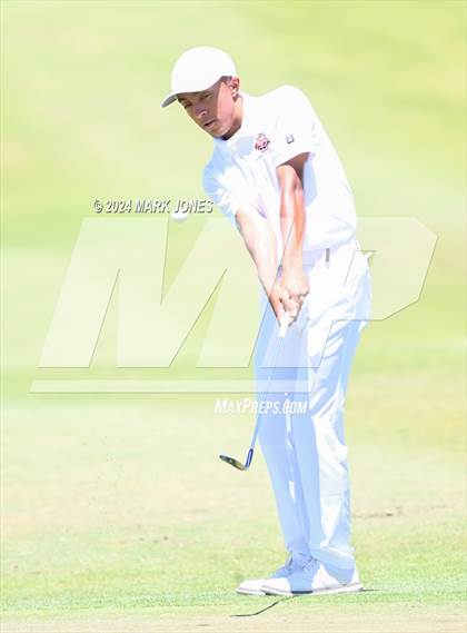Thumbnail 2 in AIA Division III State Championship photogallery.