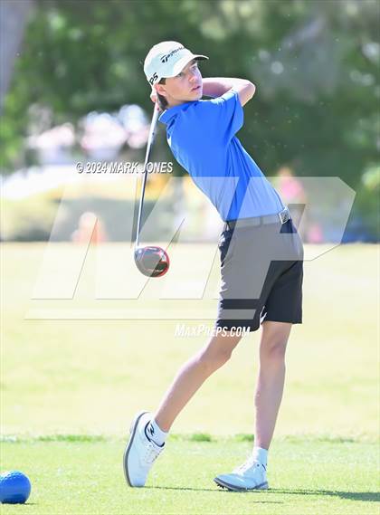 Thumbnail 3 in AIA Division III State Championship photogallery.