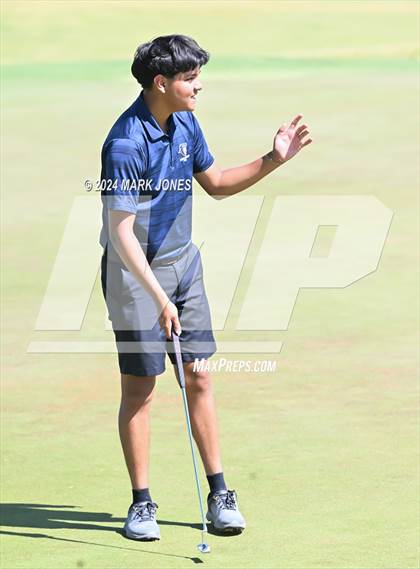 Thumbnail 1 in AIA Division III State Championship photogallery.