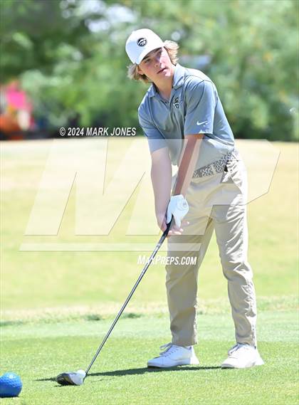 Thumbnail 2 in AIA Division III State Championship photogallery.