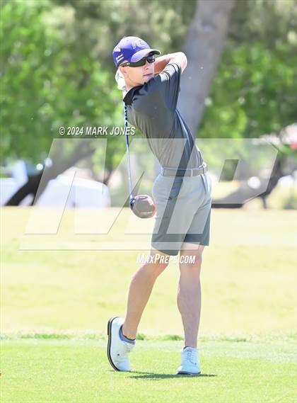 Thumbnail 3 in AIA Division III State Championship photogallery.