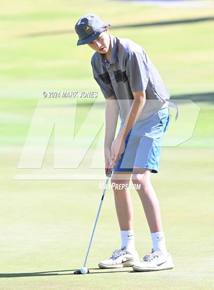 Thumbnail 2 in AIA Division III State Championship photogallery.
