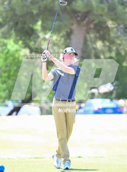 Thumbnail 1 in AIA Division III State Championship photogallery.