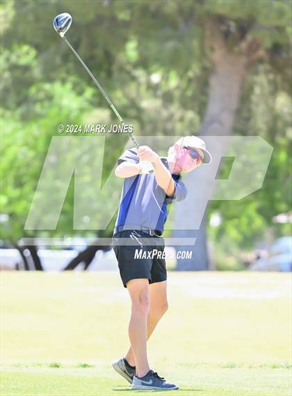 Thumbnail 1 in AIA Division III State Championship photogallery.