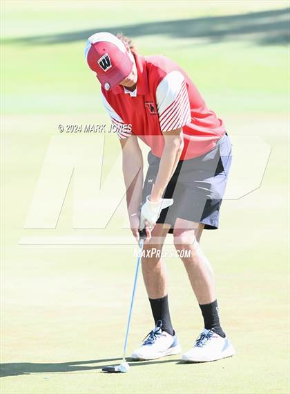 Thumbnail 3 in AIA Division III State Championship photogallery.