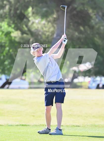Thumbnail 1 in AIA Division III State Championship photogallery.