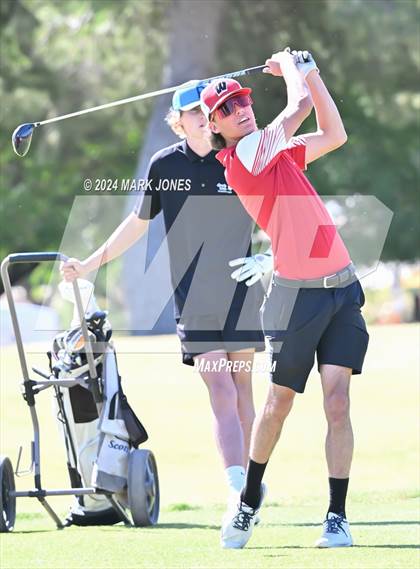 Thumbnail 1 in AIA Division III State Championship photogallery.