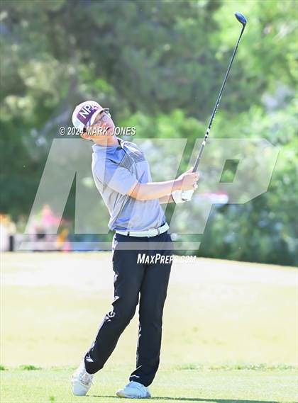 Thumbnail 2 in AIA Division III State Championship photogallery.