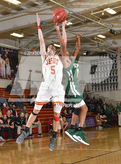Thumbnail 3 in St. Patrick-St. Vincent @ Jesuit (Father Barry Christmas Classic) photogallery.