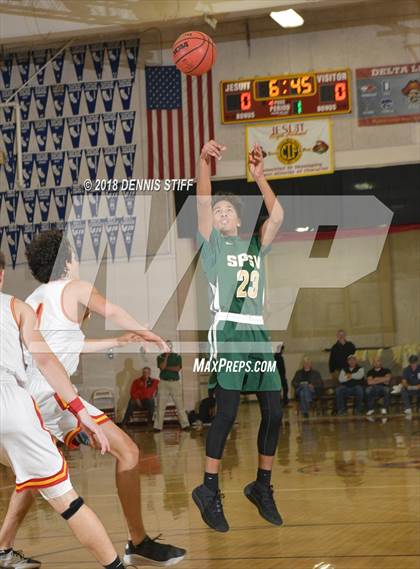 Thumbnail 1 in St. Patrick-St. Vincent @ Jesuit (Father Barry Christmas Classic) photogallery.