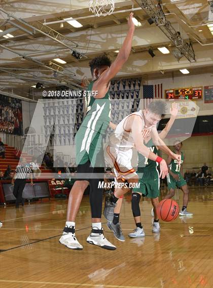 Thumbnail 2 in St. Patrick-St. Vincent @ Jesuit (Father Barry Christmas Classic) photogallery.