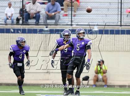 Thumbnail 2 in Parkway vs. Lufkin (Battle on the Border) photogallery.