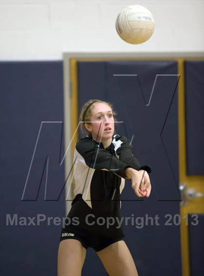 Thumbnail 1 in Joel Barlow vs. Newtown (SWC Final) photogallery.
