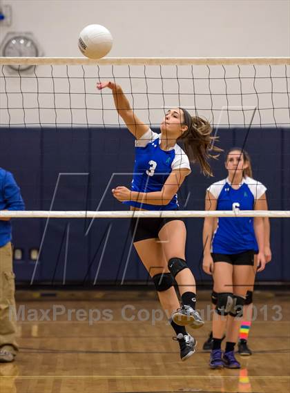 Thumbnail 1 in Joel Barlow vs. Newtown (SWC Final) photogallery.