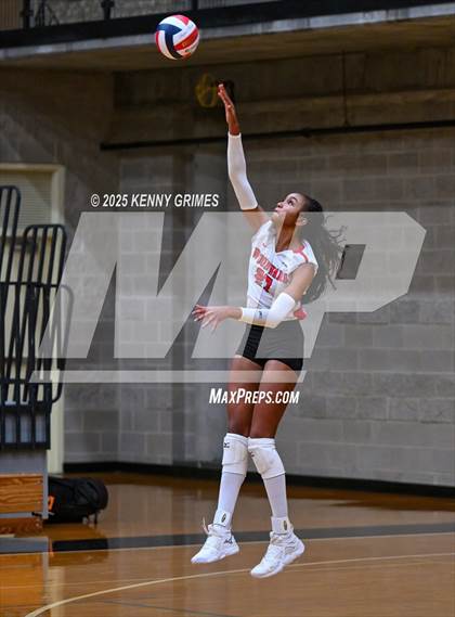 Thumbnail 1 in Woodward Academy @ Pace Academy photogallery.