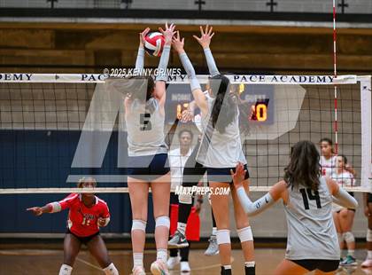 Thumbnail 2 in Woodward Academy @ Pace Academy photogallery.