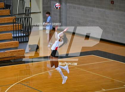 Thumbnail 2 in Woodward Academy @ Pace Academy photogallery.