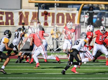 Thumbnail 1 in Lake Travis vs. Brennan (UIL 6A D1 Quarterfinal Playoff) photogallery.