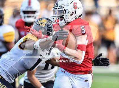 Thumbnail 1 in Lake Travis vs. Brennan (UIL 6A D1 Quarterfinal Playoff) photogallery.