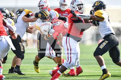 Thumbnail 2 in Lake Travis vs. Brennan (UIL 6A D1 Quarterfinal Playoff) photogallery.