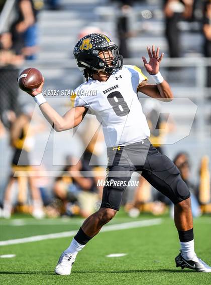 Thumbnail 2 in Lake Travis vs. Brennan (UIL 6A D1 Quarterfinal Playoff) photogallery.