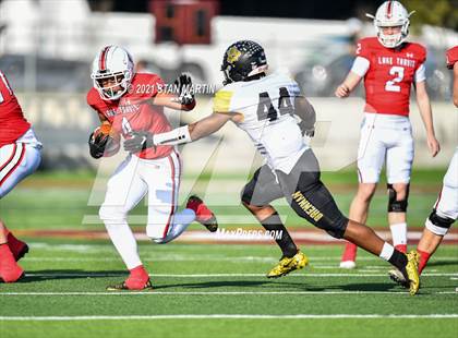 Thumbnail 1 in Lake Travis vs. Brennan (UIL 6A D1 Quarterfinal Playoff) photogallery.