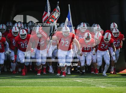 Thumbnail 3 in Lake Travis vs. Brennan (UIL 6A D1 Quarterfinal Playoff) photogallery.
