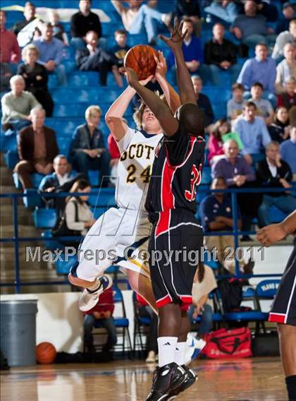 Thumbnail 3 in Highland Park vs. Liberty (UIL 4A Bi-District Playoffs) photogallery.